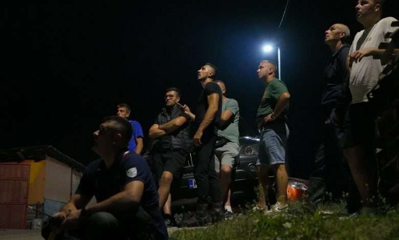 Mještani i vatrogasci zajedno branili kuće u Živašnici: Tokom noći provlačili crijeva do požarišta