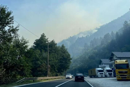 KONJIC Požar iznad Kanjine i dalje aktivan, zatražena pomoć iz zraka