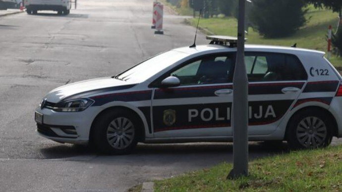 U slijetanju automobila poginuo 65-godišnjak