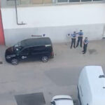 Drama u Hrasnici: Muškarac prijeti da će skočiti sa ruševne zgrade
