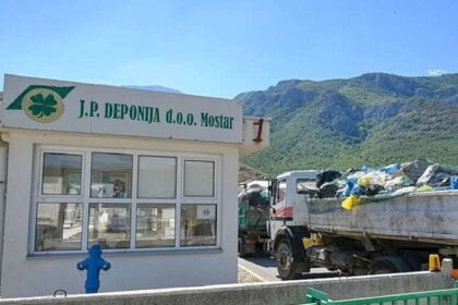Kako je Vlada FBiH usvojila odluku da se otpad iz HNK i ZHK deponije na Uborku?