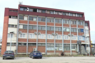 Nestalo 13 pištolja iz banjalučkog „Metala“: Oružje bilo zaključano u ormaru