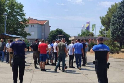 Demant otpuštenih radnika Komunalonog: Mi svoju borbu nastavljamo pravnim putem