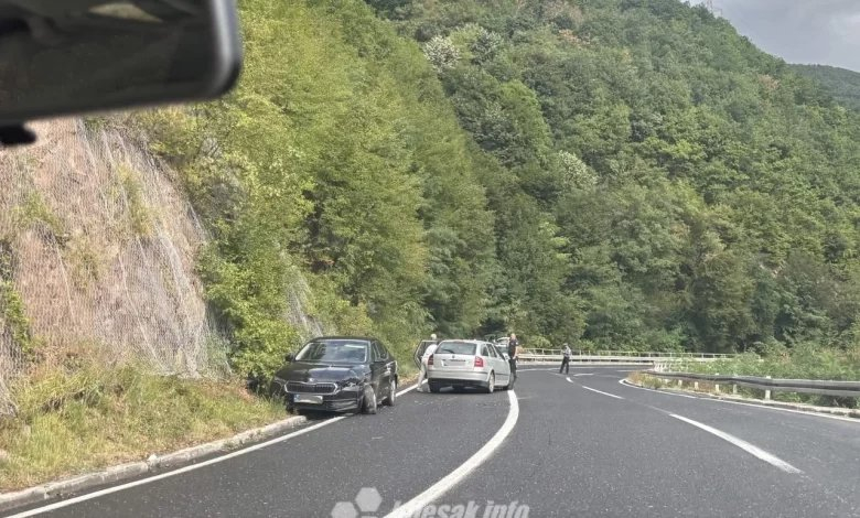 Saobraćajna nesreća na Bradini: Sudarile se dvije Škode
