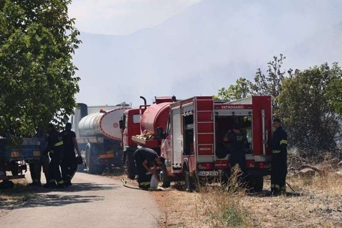 Više požara na području HNK-a