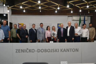 Vlada ZDK potpisala ugovore sa gradovima i općinama: Za projekte izgradnje puteva do turističkih destinacija 3,6 miliona KM