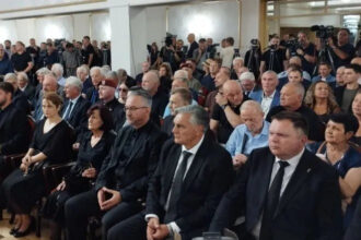 Funkcioneri Rs-a na komemoraciji ratnom zločincu