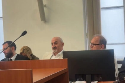 Pročitana optužnica u predmetu 'Koverta', odbrane osporavaju navode koji se stavljaju na teret optuženim
