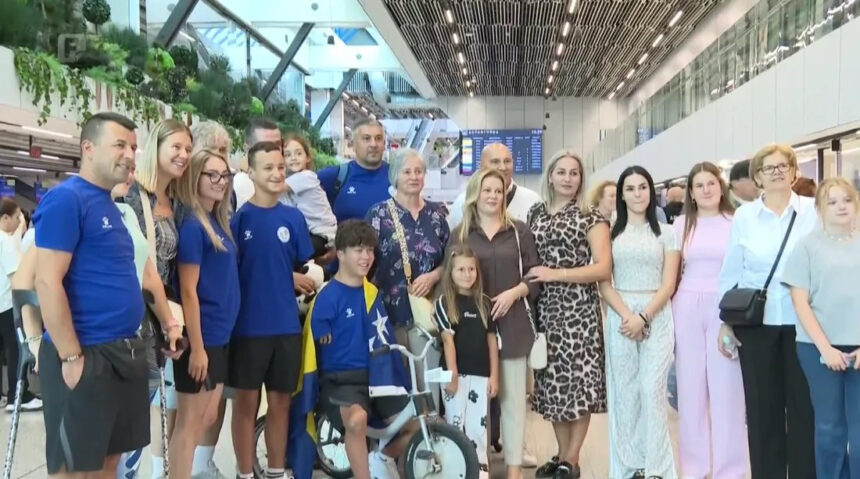 S tri medalje oko vrata s Evropskog prvenstva: Bh. paraplivači Barlov i Zulfić stigli u BiH