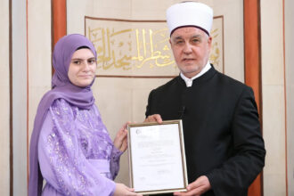 BANJA LUKA Najwi Sebai (20) prva hafiza Medrese 'Reis Ibrahim-ef. Maglajlić'