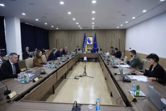Vijeće ministara BiH donijelo odluku o suspenziji i smanjenju carinskih stopa za 74 tarifne oznake