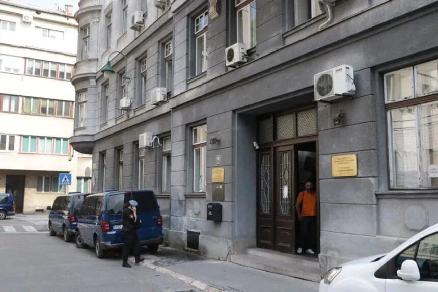 Preminuo službenik MUP KS koji je pucao sebi u glavu tokom policijskog pretresa u Ilijašu