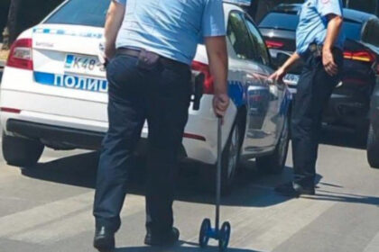 U stravičnom sudaru poginuo muškarac, troje povrijeđeno