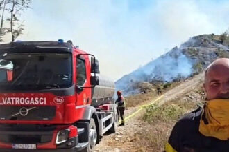 Požar na Plješevici prešao u Hrvatsku: Vatrogascima posao otežava jak vjetar