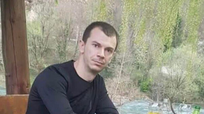 Ovo je muškarac koji je pokosio troje djece kod Cazina