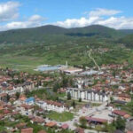 Karambol u Rogatici: Tučnjava prerasla u pokušaj ubistva, muškarac autom udario drugog