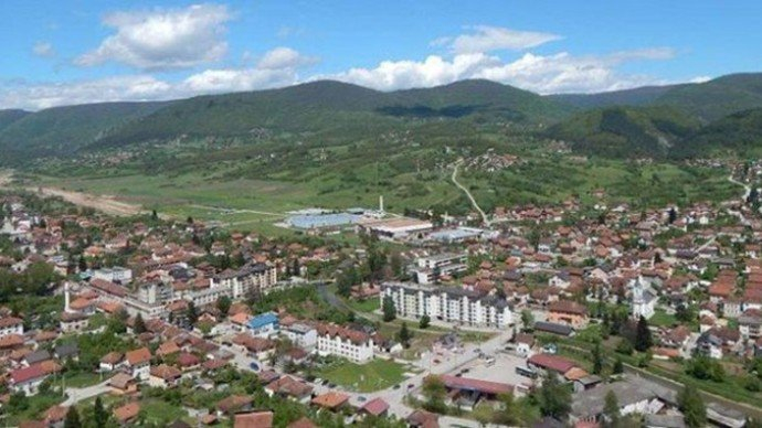 Karambol u Rogatici: Tučnjava prerasla u pokušaj ubistva, muškarac autom udario drugog