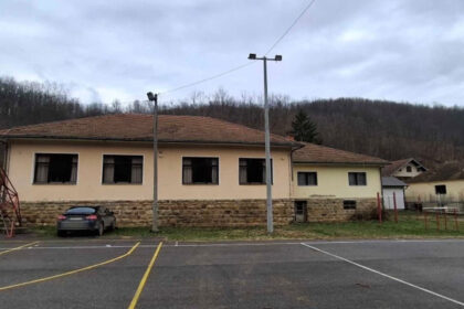 Obustavljena nastava u osnovnim i srednjim školama na području Zvornika i regije Birač