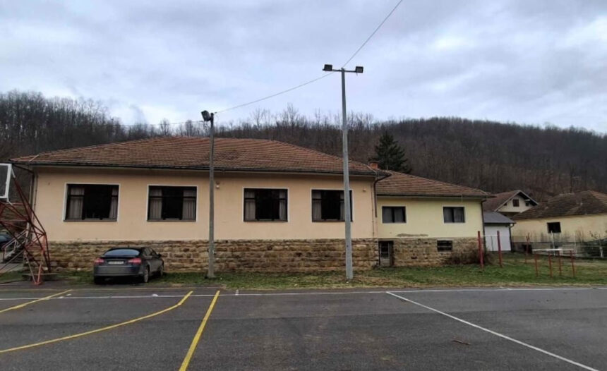 Obustavljena nastava u osnovnim i srednjim školama na području Zvornika i regije Birač