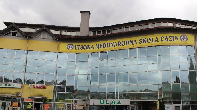 Osuđena profesorica Visoke međunarodne škole Cazin, upisivala studentima da su položili ispite iako se nisu ni pojavili