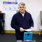 Željko Komšić glasao na svom biračkom mjestu