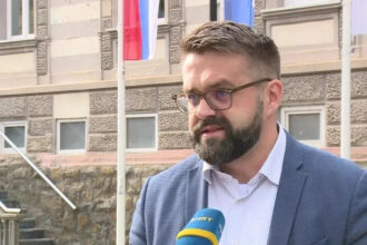 Udruženja žrtava genocida osudila progon Faruka Đozića i pozvala advokatsku zajednicu u pro bono odbranu istine!