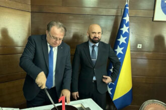 Zatekli ih nespremne: Nermin Nikšić i Ramo Isak jučer nisu htjeli dati iskaz u POSKOK-u, tražili vrijeme da se 'pripreme'