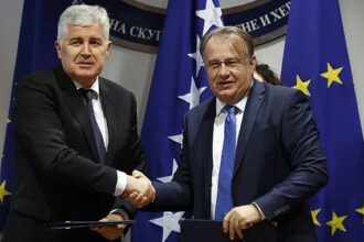 Nikšić i Čović žele zadržati kontrolu nad Vladom FBiH: SDP-u tri, HDZ-u šest ministarskih pozicija