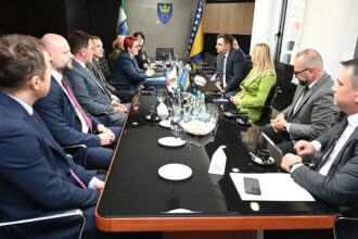 Ministarstvo finansija ZDK potpisalo ugovore sa četiri banke za pružanje bankarskih usluga do 2030.