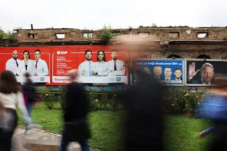 Rok ističe danas: Strankama prijete kazne do 30.000 KM ako ne uklone izborne plakate