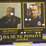 Osma godišnjica ubistva policajaca Adisa Šehovića i Davora Vujinovića, presude još nema