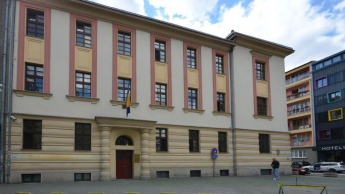 Osumnjičeni za pucnjavu na Ilidži predat Tužilaštvu KS: Tereti se i za posjed droge i oružja