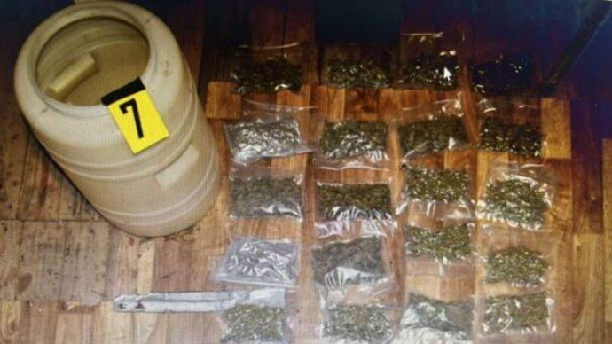 U Cazinu pronađena droga, jedna osoba uhapšena