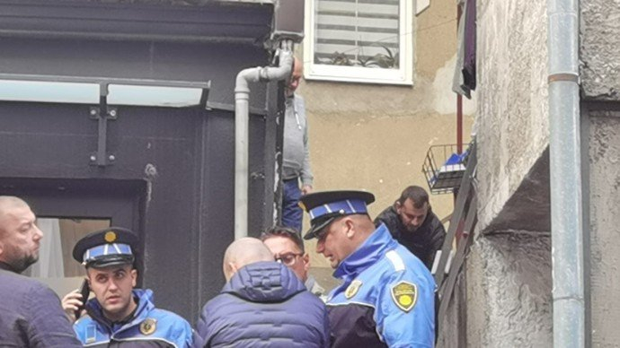 Novi detalji užasa u Starom Gradu: Sin majku ubio lopatom