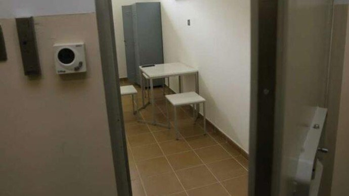 Drama u bijeljinskom zatvoru: Višestruki silovatelj se pokušao ubiti u ćeliji